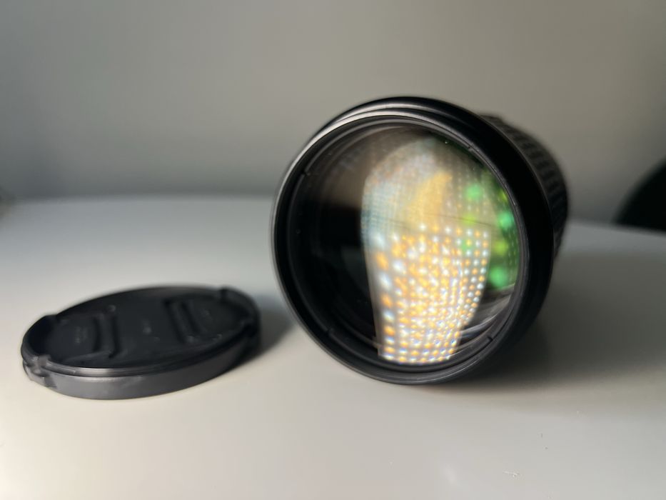 Обʼєктив Canon 135l 2