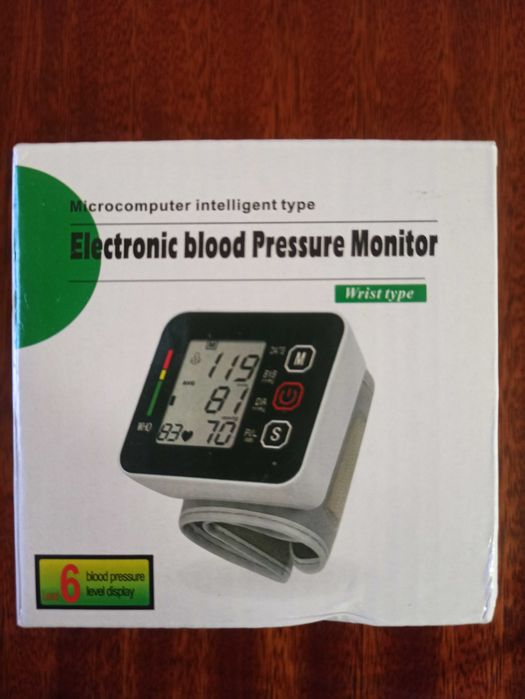 Тонометр автоматичний для вимірювання артеріального тиску на зап'ястя