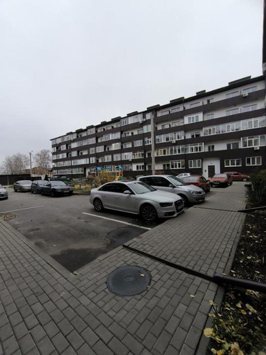 Продам 1-кім. квартиру смт Пісочин, ЖК Ластівчине гніздо