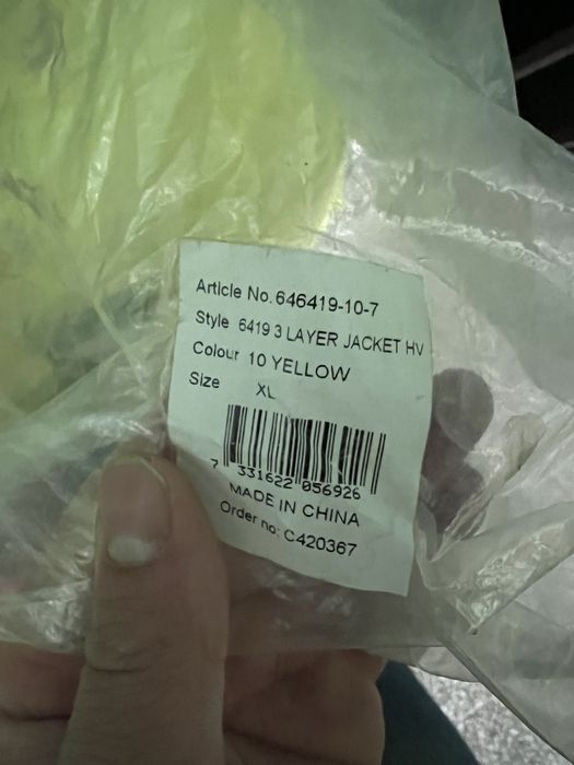 Kurtka przeciw deszczowa odblaskowa  drogowa