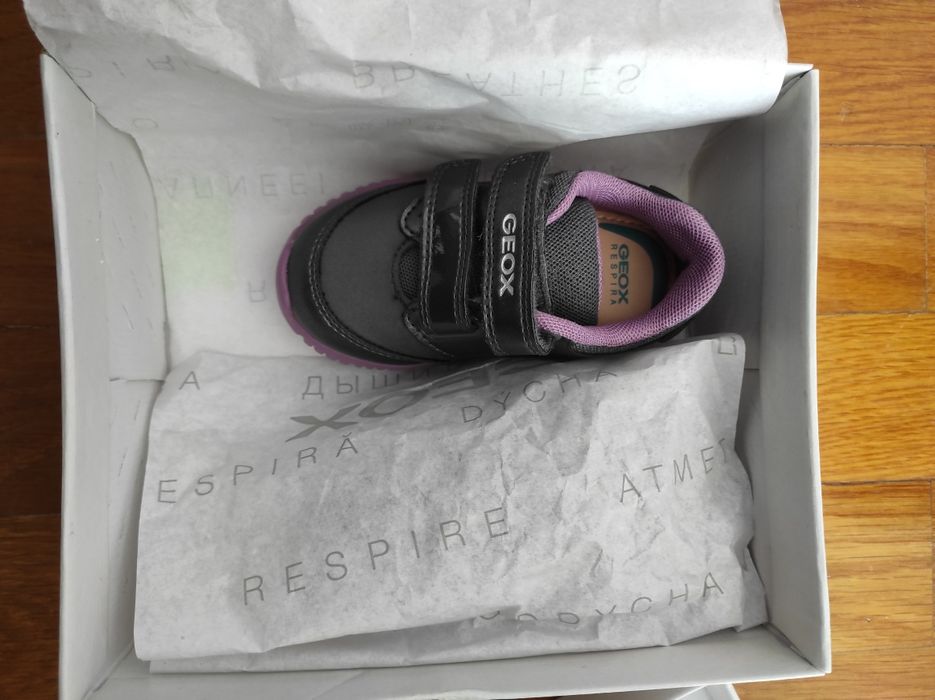 Geox sapatilhas novas NR 21