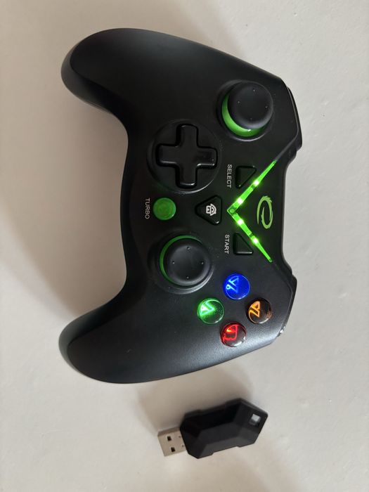 Pad bezprzewodowy Esperanza PC/PS3