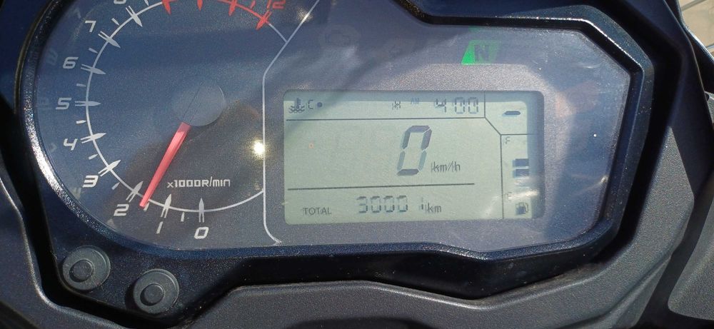 Mota Benelli TRK502