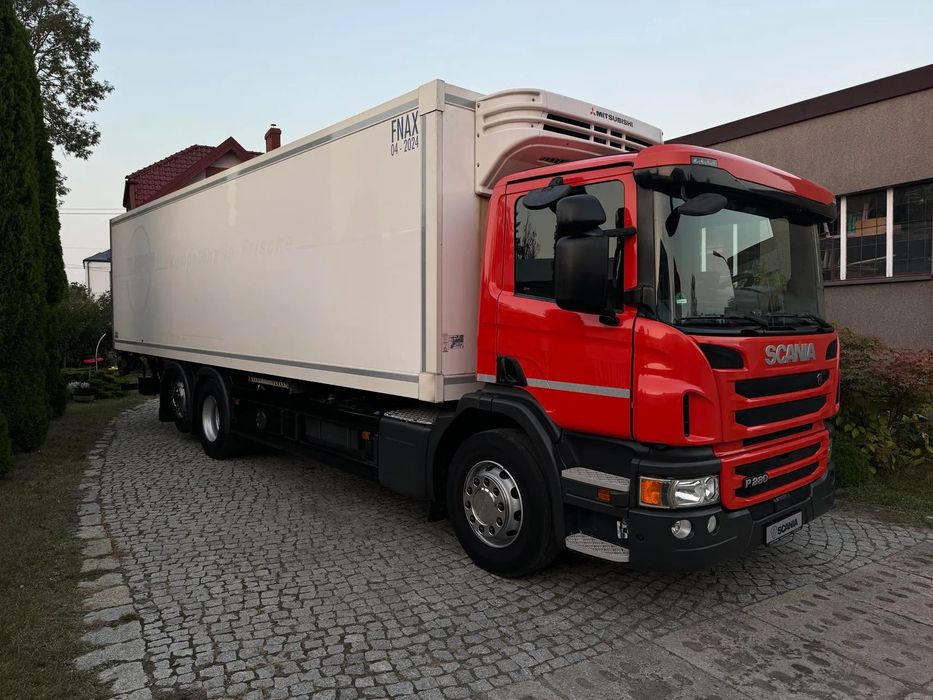 Scania P280  Scania P280 Chłodnia 2018r. 533.000 3 osie Winda / Po kontrakcie!!!