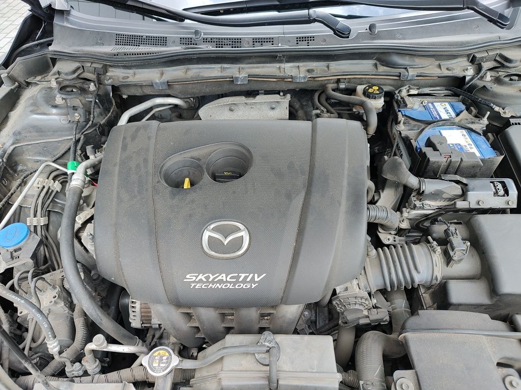 Mazda 6 2.0b 165km