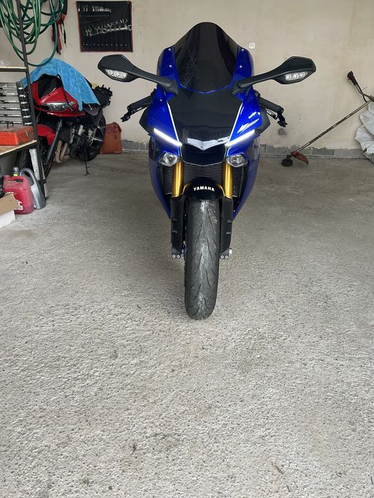 Yamaha r1 2018 !!!