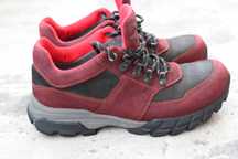 Buty sportowe trekkingowe damskie TAPI B-9155 bordowe nubuk rozmiar 37