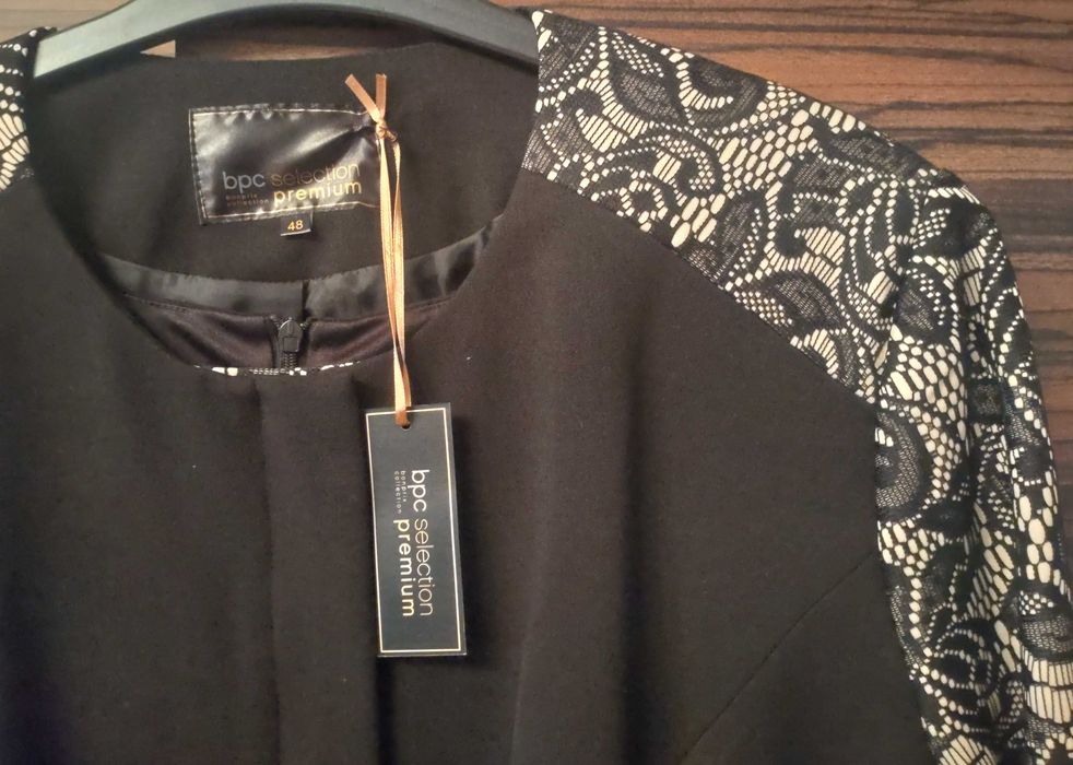 Garsonka z sukienką, koronka, żakiet rozm. 48, Bon Prix