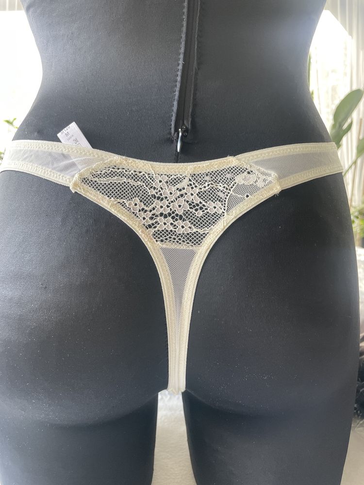 Stringi r.S,L (216)