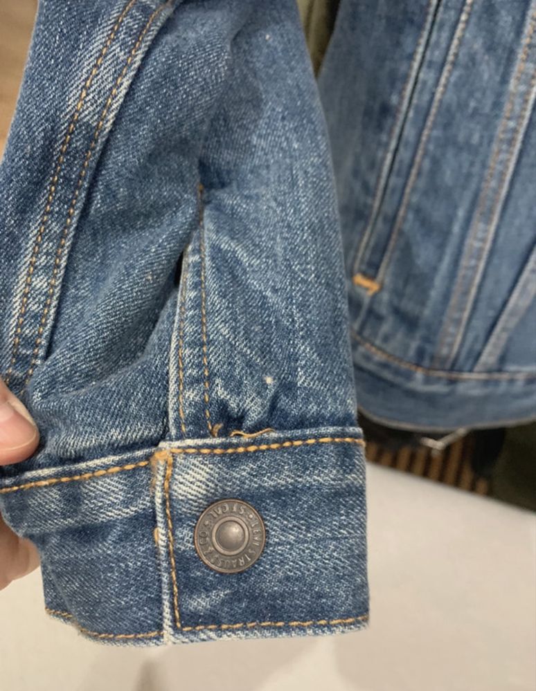 Casaco levis sherpa