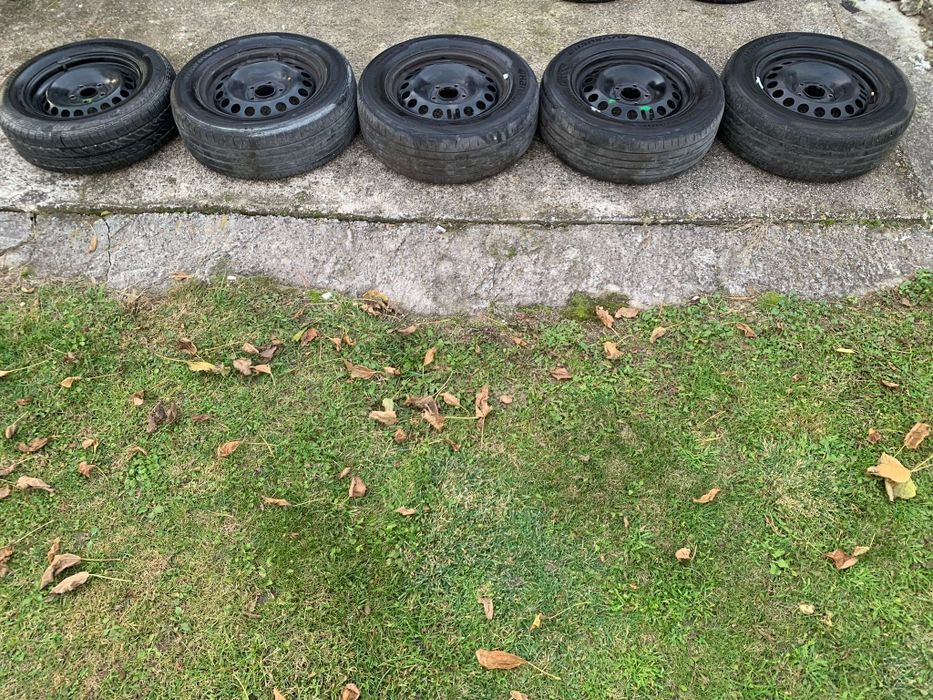 Felgi aluminiowe VW 17" z oponami letnimi Sava Intensa UHP 225/45 ZR17