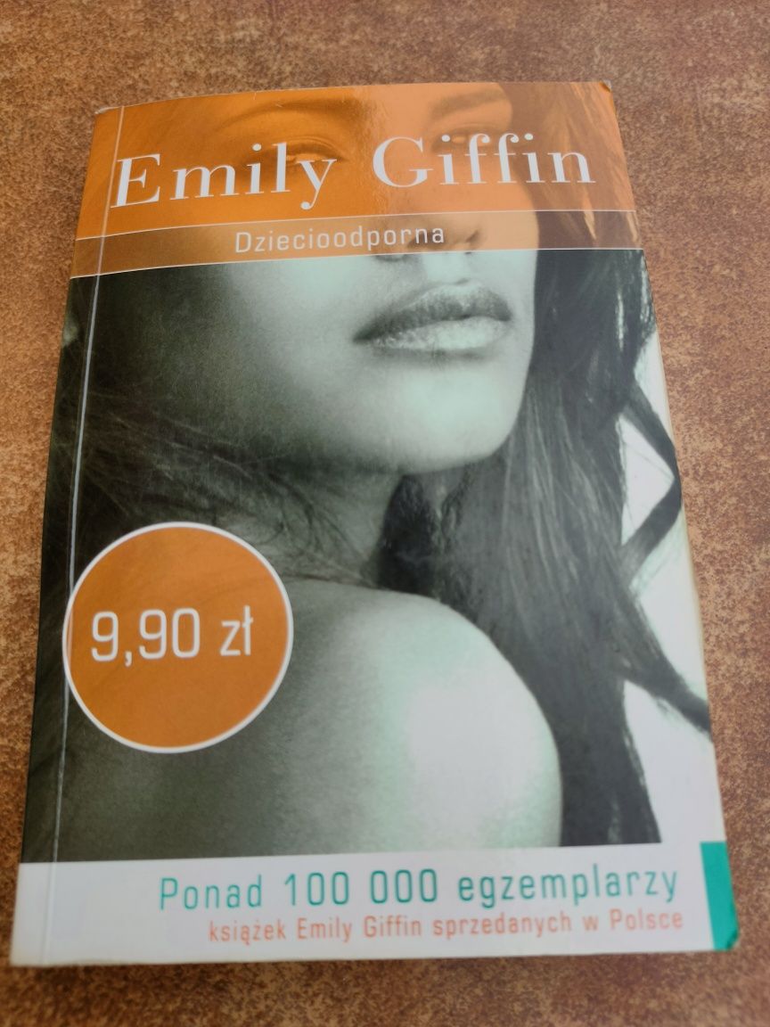 Dziecioodporna Emily Griffin