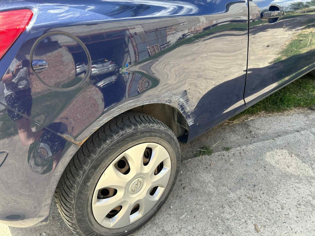 Sprzedam samochód opel corsa d