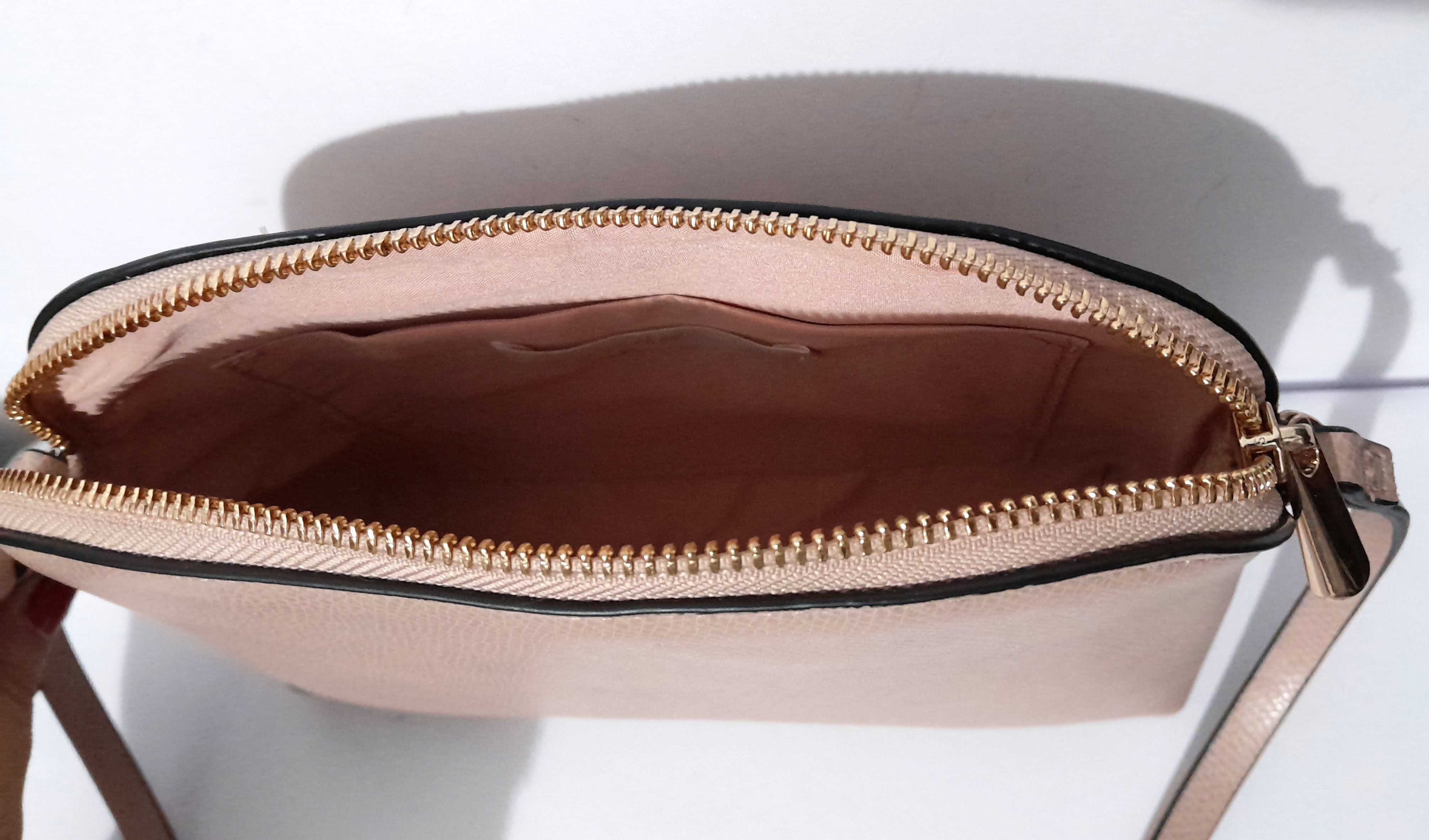 Mala pequena a tiracolo cor-de-rosa claro H&M