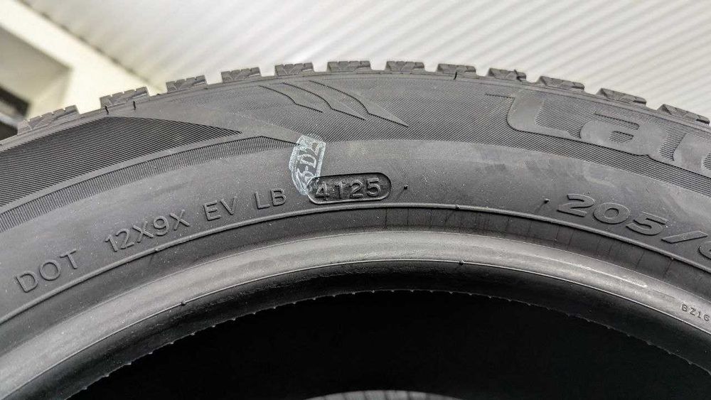 Нові шини Laufenn I FIT ICE LW71 205/60 R16 96T XL