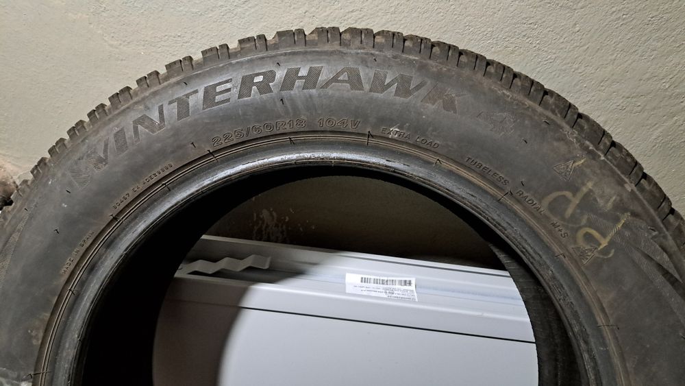 225/60R18 104V XL Firestone Winterhawk 4 Kuga Rav4 SUV Tiguan