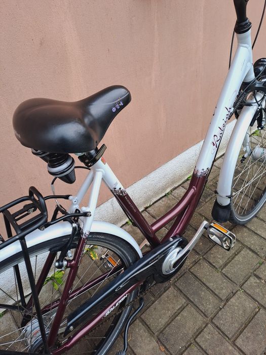 Велосипед дамський Raleigh на 28"колесах з Німеччини