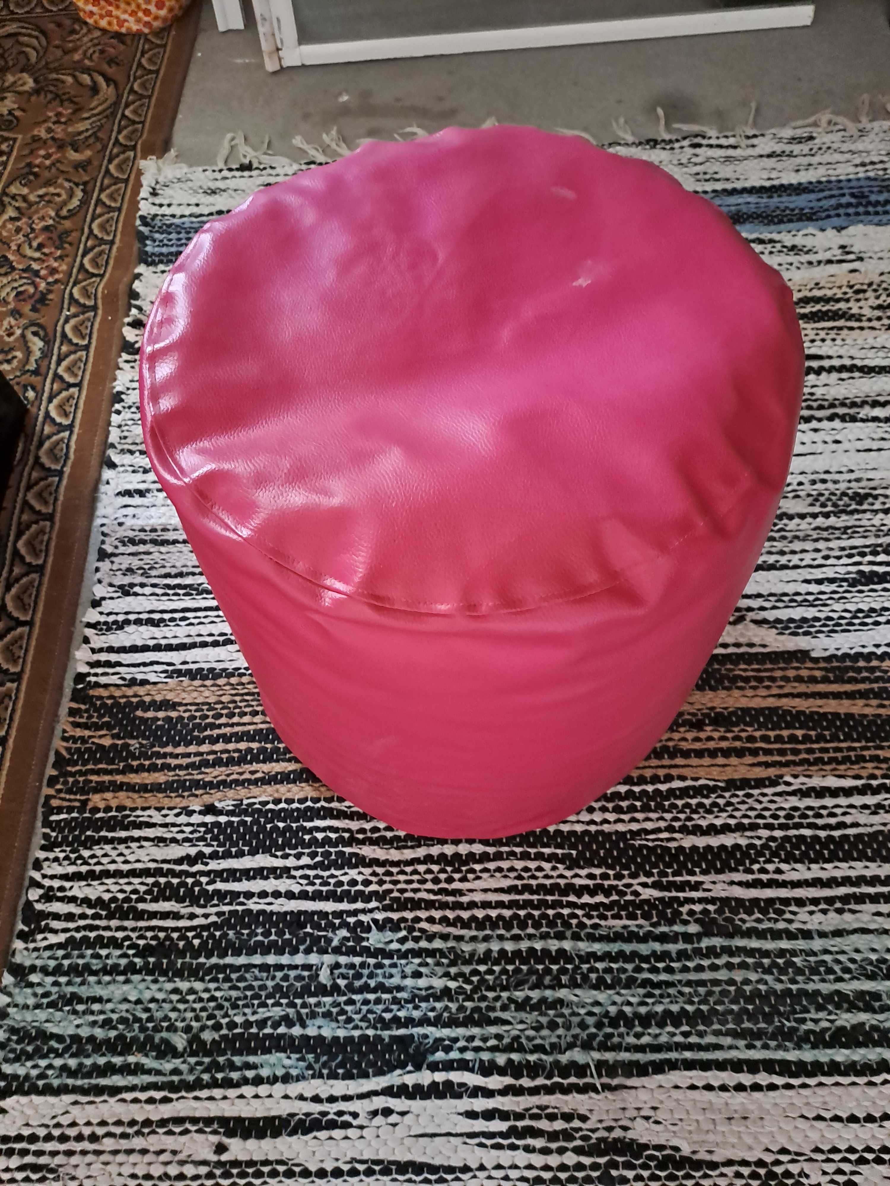 Pouf cor de rosa