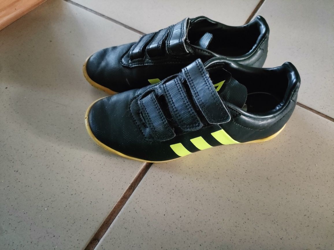 Halówki Adidas 33