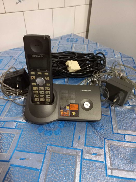 Цифровий безпроводний телефон Panasonic