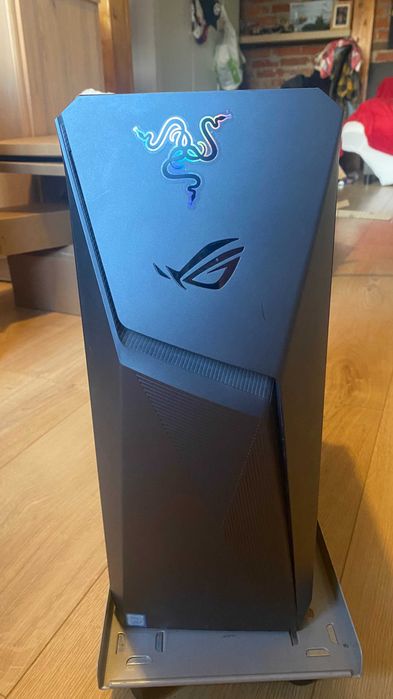 Komputer stacjonarny Asus ROG używany