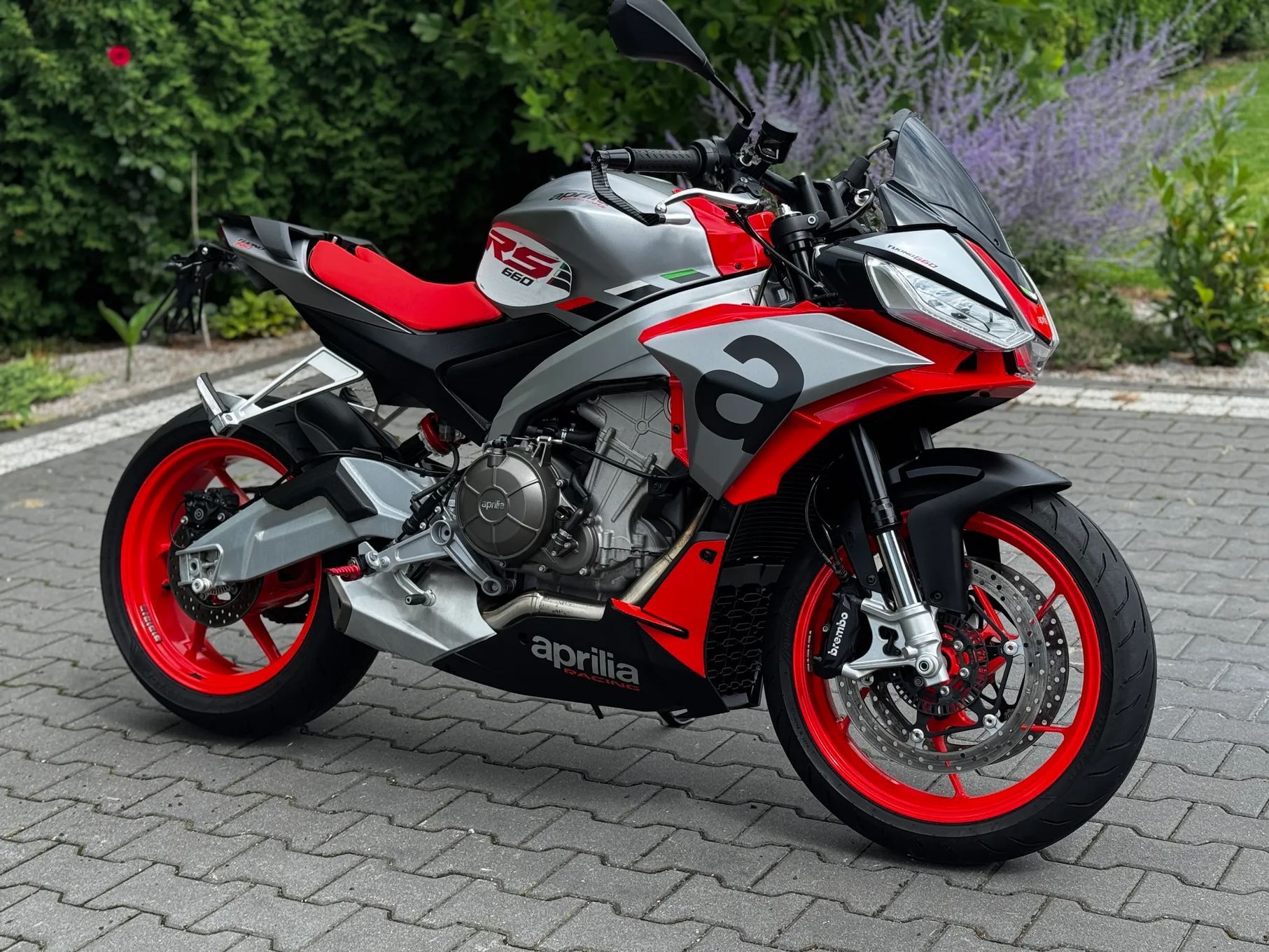 Aprilia RS Aprilia RS 660 Tuono Pełna moc 95 koni Sprowadzony