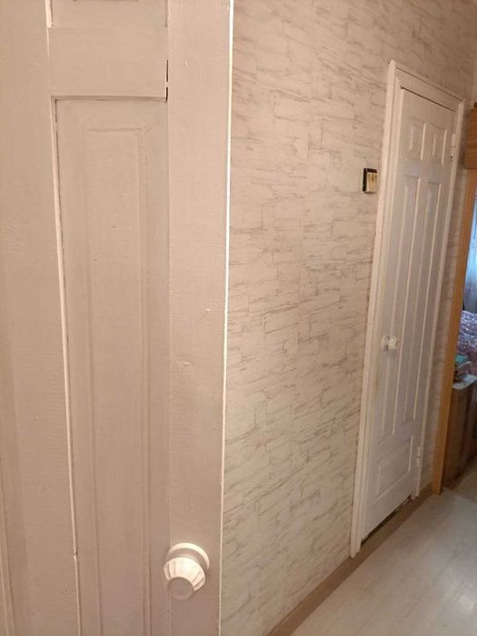 Продається 3-кімнатна квартира по вул. Героїв Дніпра