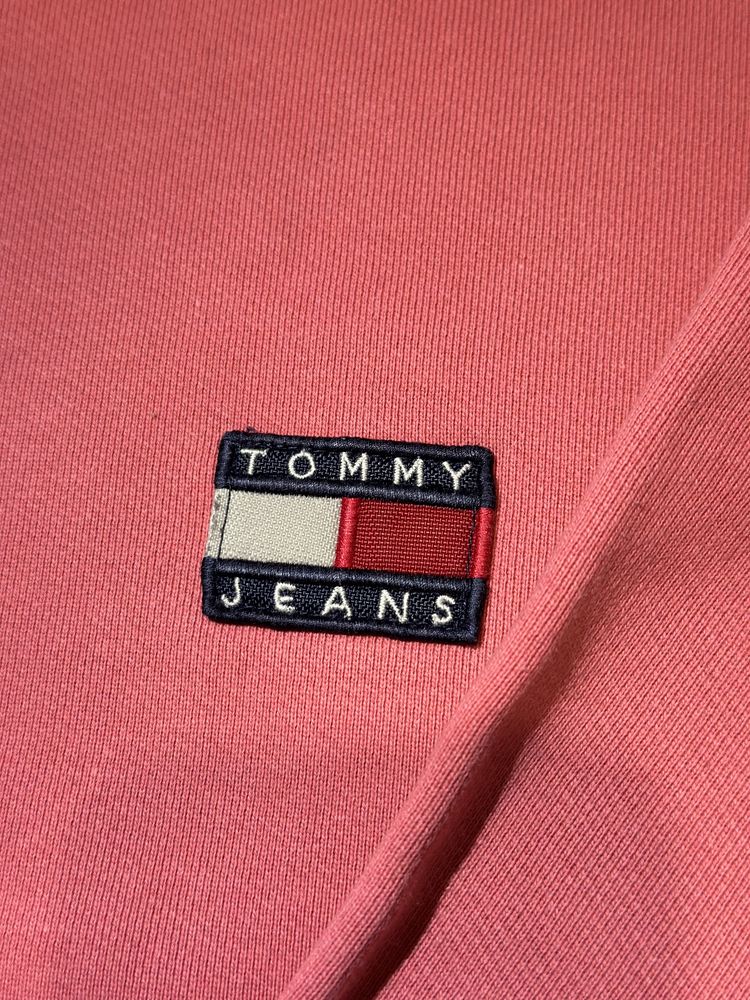 Продається стильний світшот Tommy Jeans