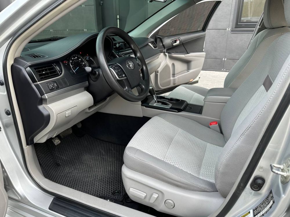 Toyota Camry 2014 газ/бензин