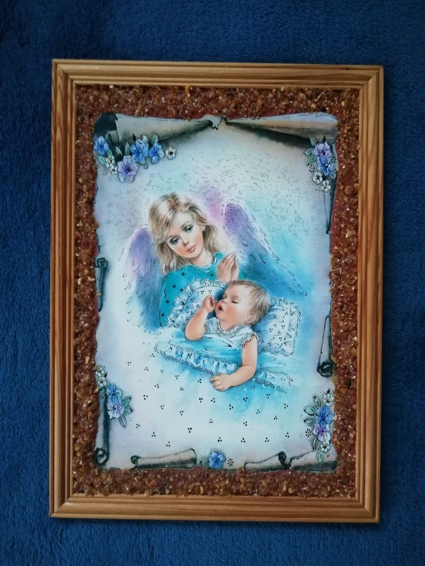 Obraz obrazek anioła z dzieckiem w bursztynie  23,5 x 32,5