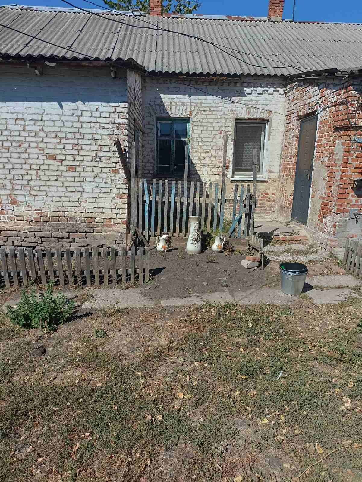 Продам частину будинку в с-ще Чернігівське Лозівського р-н Харківської