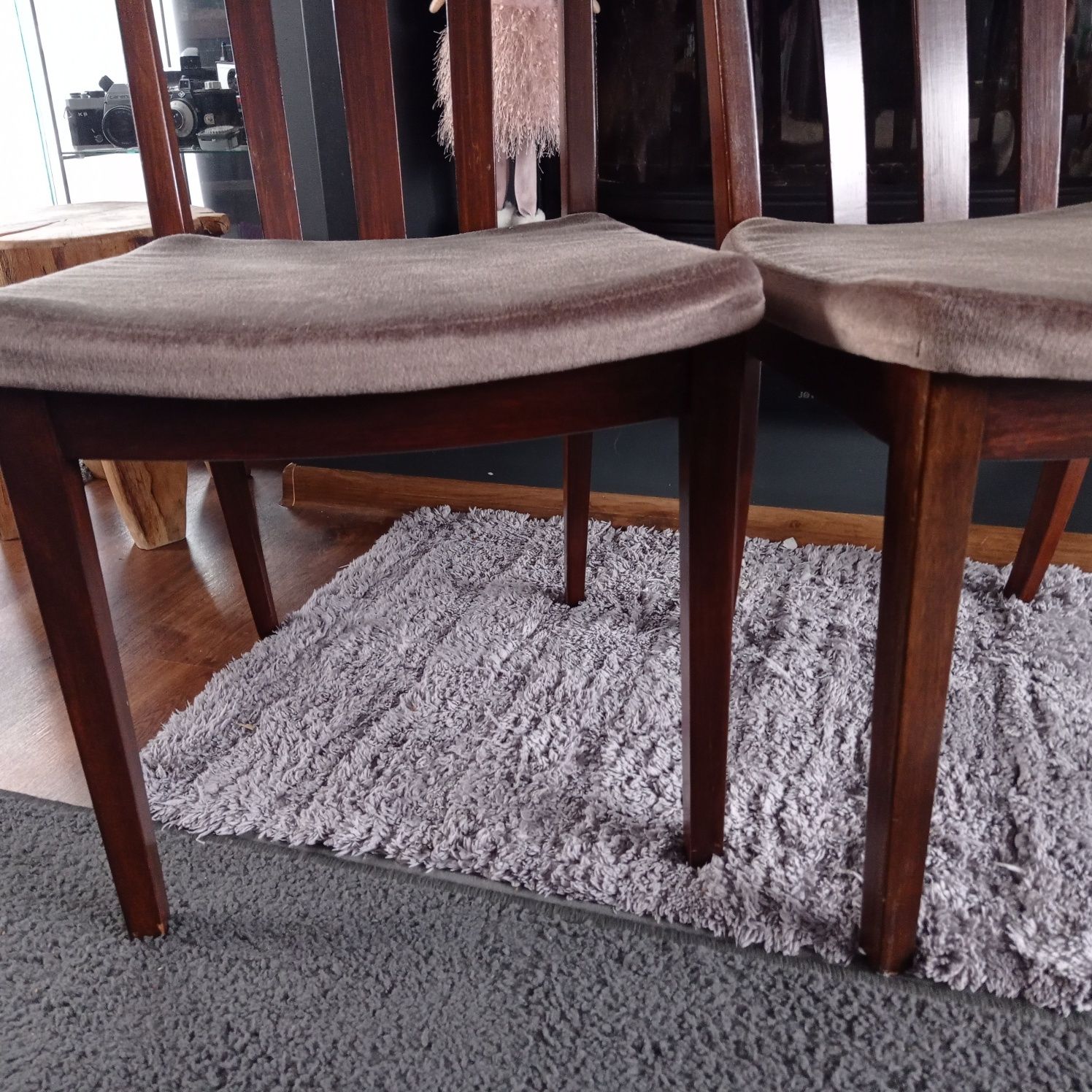 2 krzesła drewniane cena za dwa