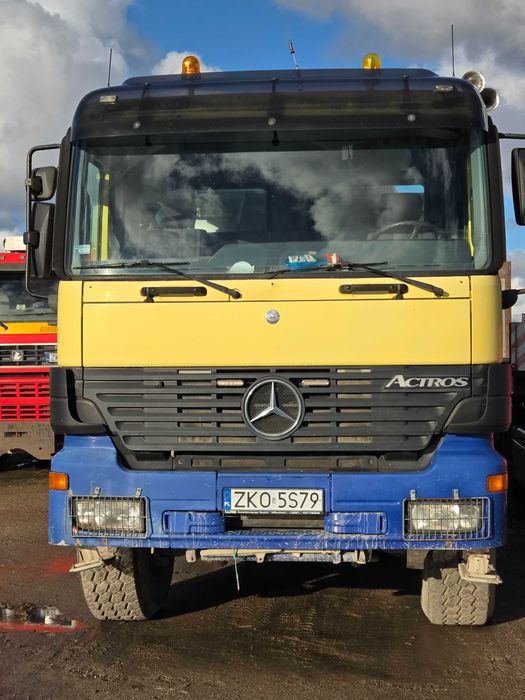 samochód ciężarowy