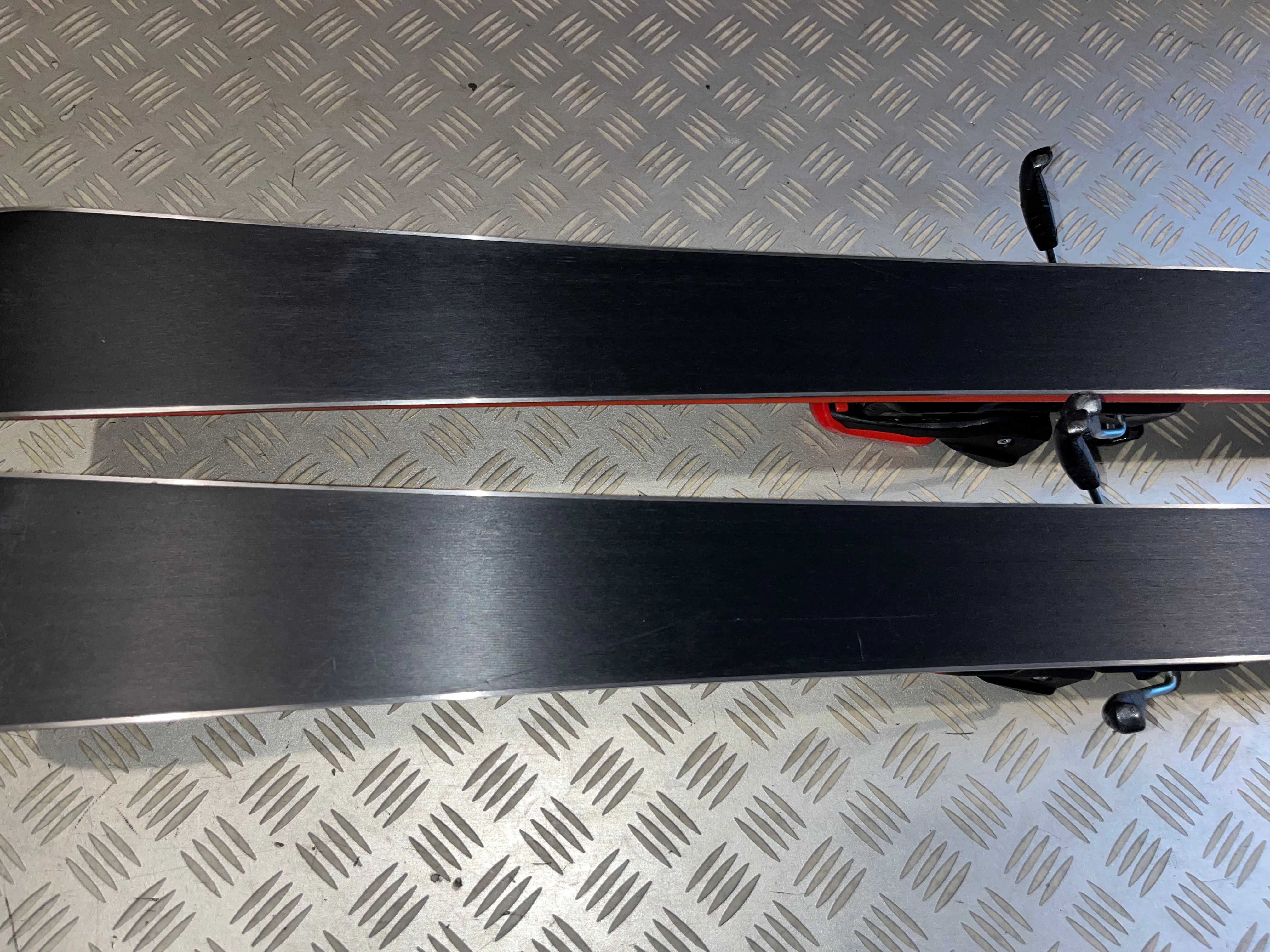 Narty FISCHER The Curv Ti 150 cm Top rocker 2022