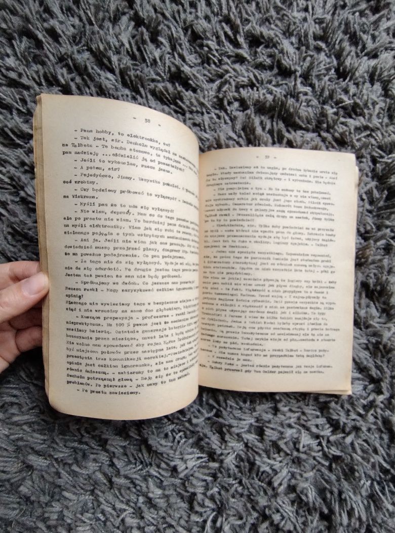 Alistair MacLean Santoryn thriller sensacyjny Klubowe,klubówka 1986