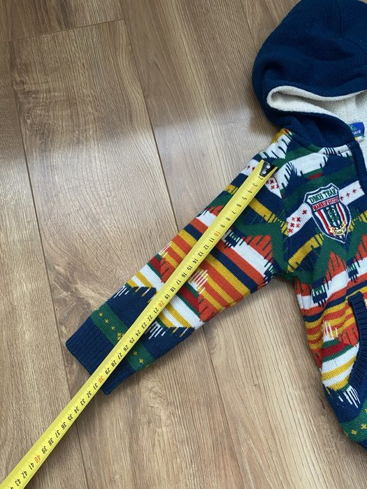 Теплий якісний светрик 2-3 р.