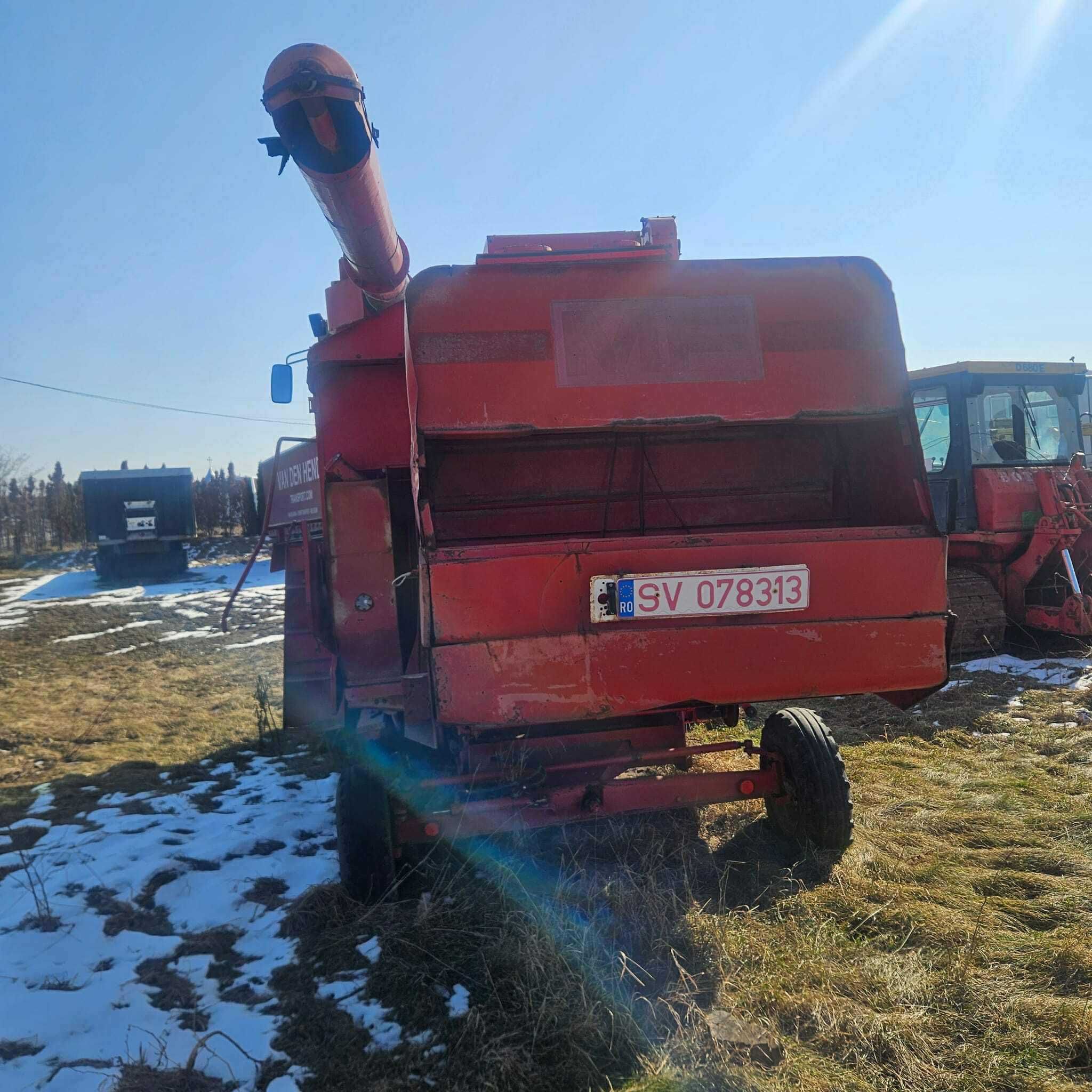 Комбайн Massey-Ferguson S-A