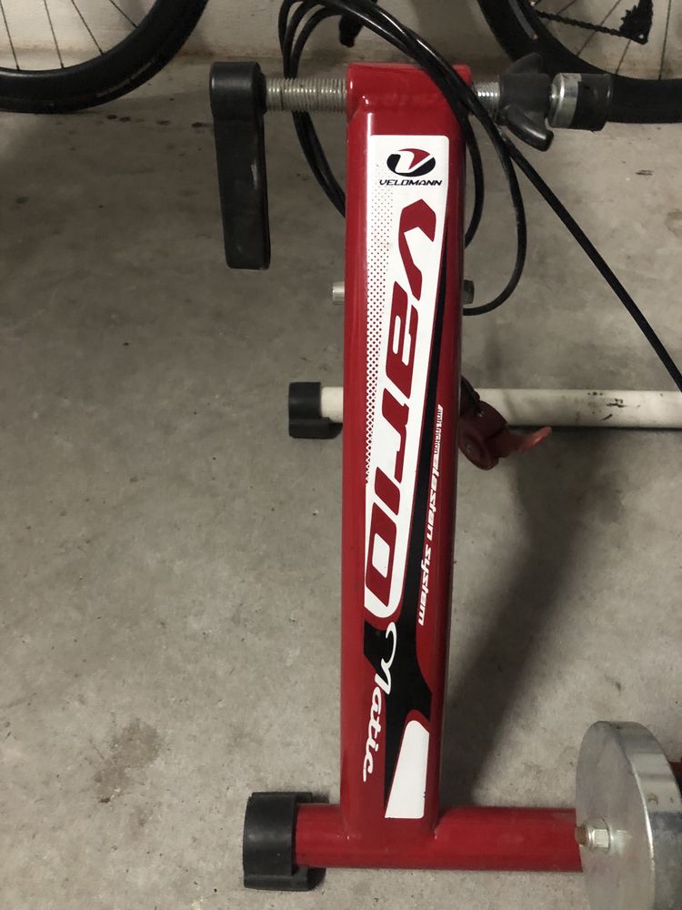 Rolo de treino de bicicleta