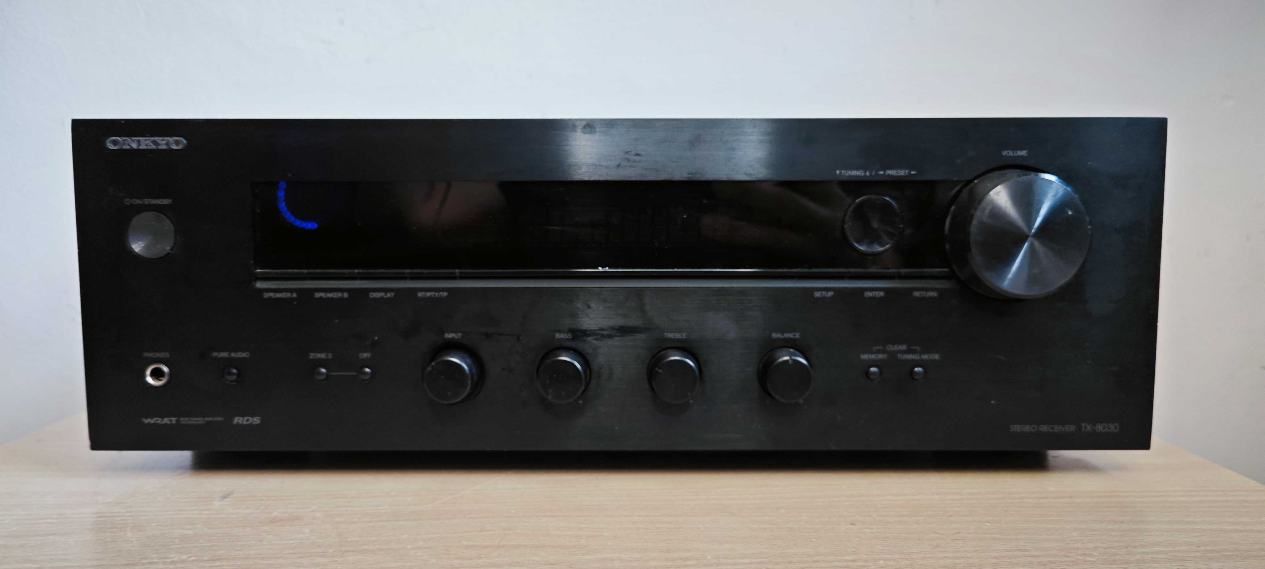 Amplituner stereo Onkyo TX-8030