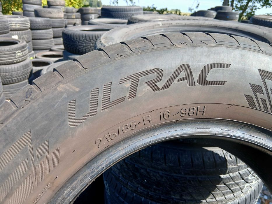 Opona używana 215/65R16 Vredestein Ultrac 1szt.