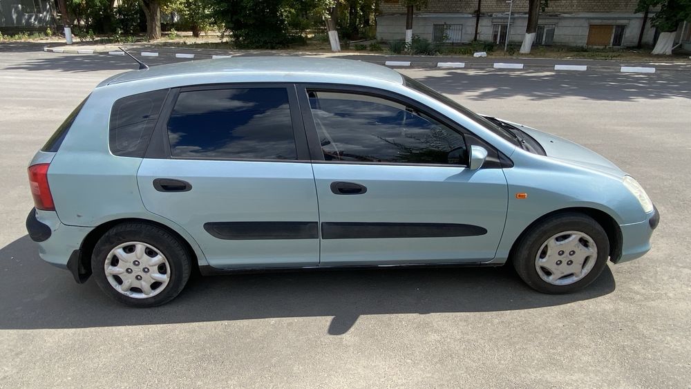 Хонда civiс 1.4 бензин 5 ступка