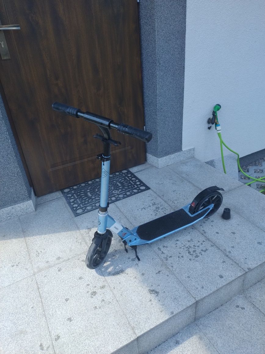 Hulajnoga OXELO dwie sztuki, duże koła.