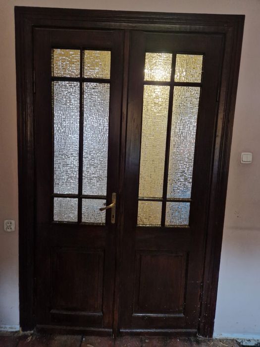 Stare drzwi drewniane