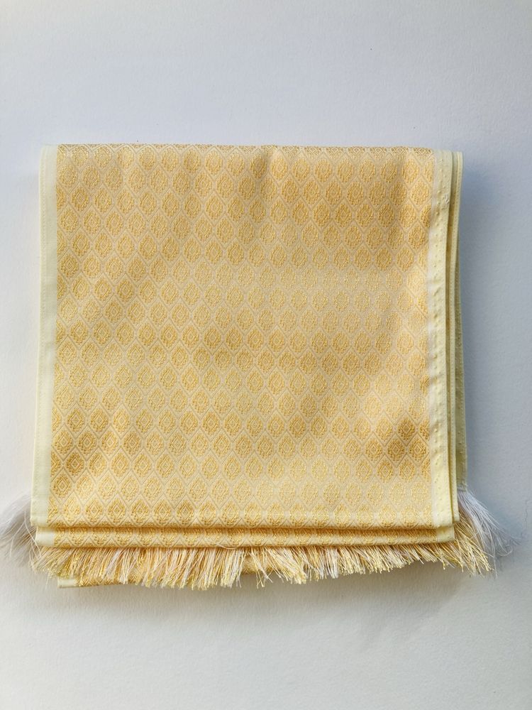 Dois Panos de Mesa Decorativos Amarelo com Debruado Dourado - Novo!