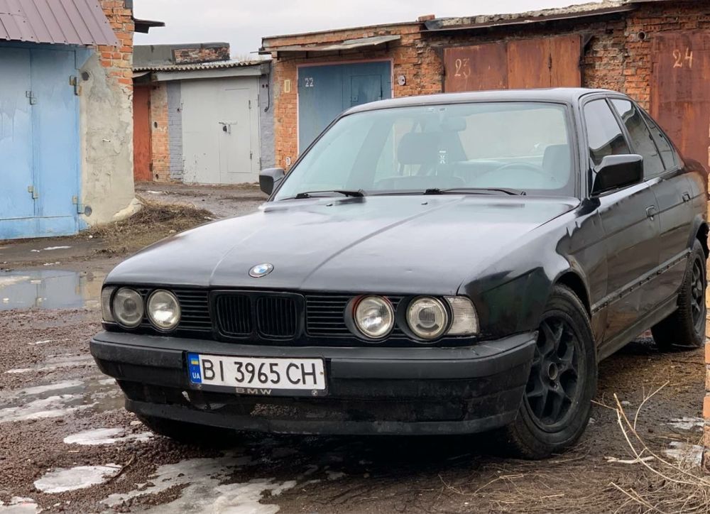 Продам bmw е34 525i