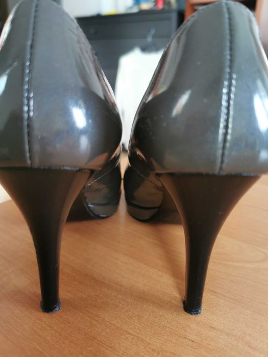 Czółenka skóra Venezia r. 38.