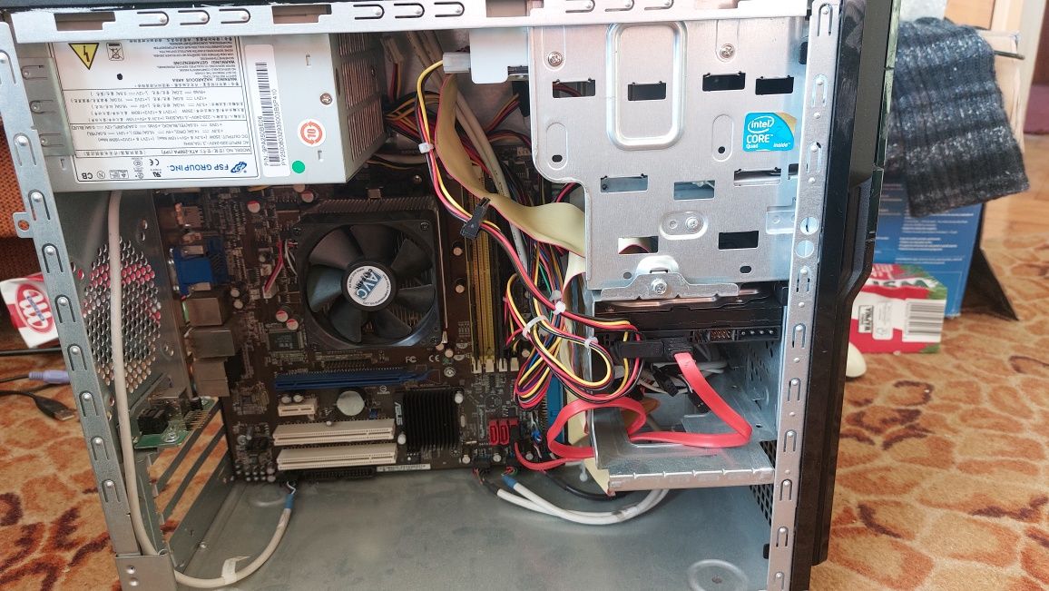 Komputer tanio Asus AMD x2 5200+
