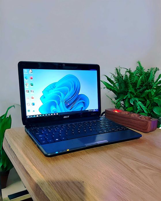 Portátil Acer 11.6” | SSD | Windows 10 + Office Profissional