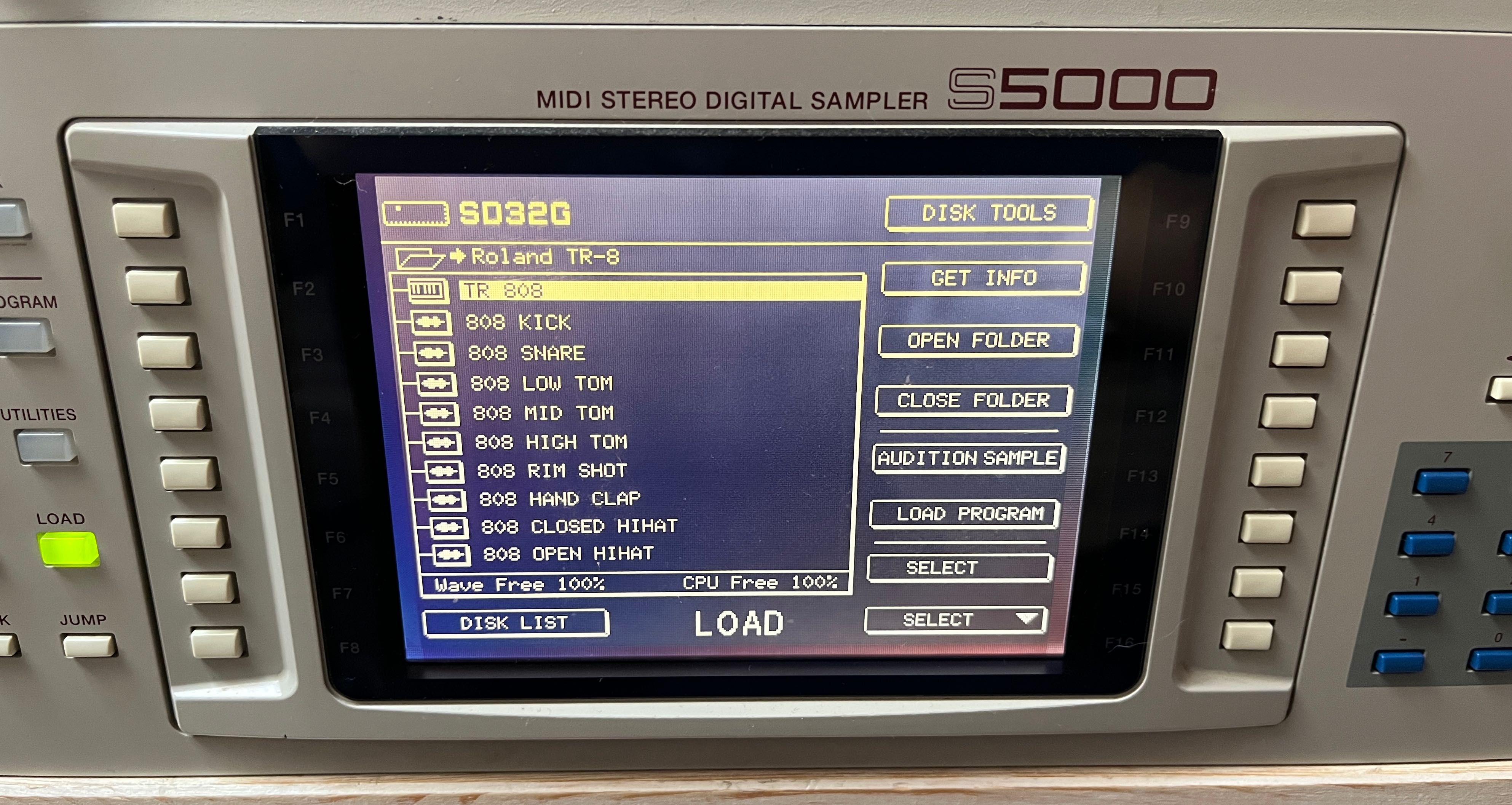 Akai S5000+SCSI2SD