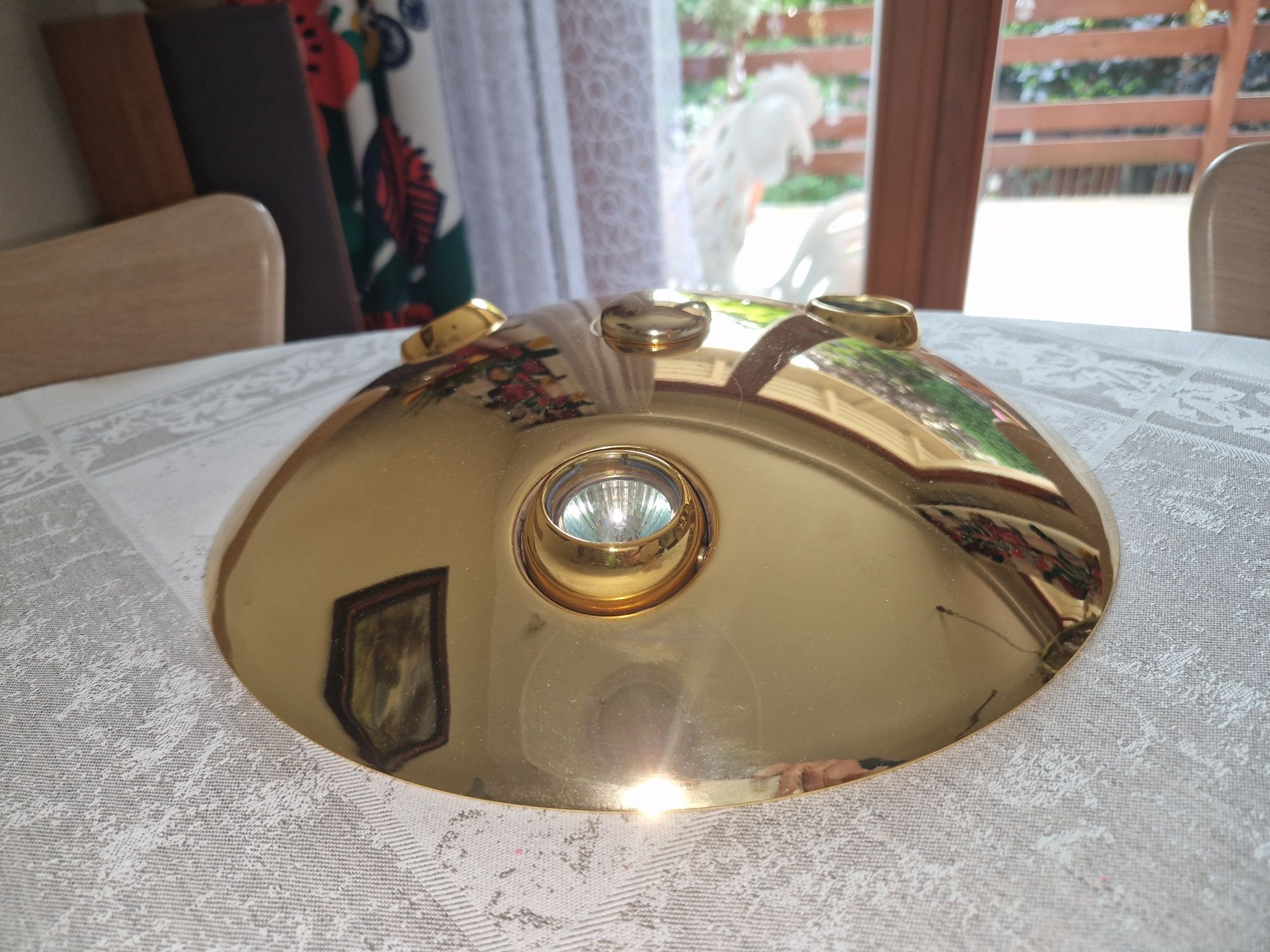 Lampa  sufitowa.